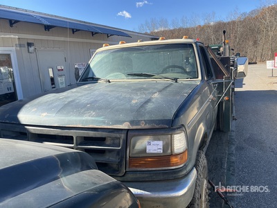1994 Ford F-450 Camión Utilitario