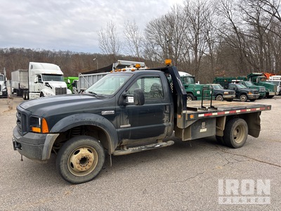 2006 Ford F-450 XL 4x2 Camion à Plateau