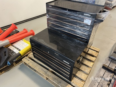 Quantity of (2) Sumo Gereedschapskist