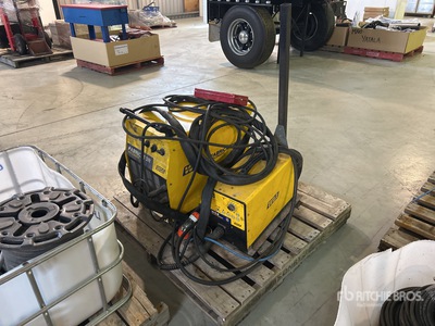 Weldmatic CP135-2 400 A Mobile MIG Soldadora