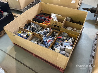 Quantity of Truck & Trailer Lights, Reflectors, Plugs, Globes