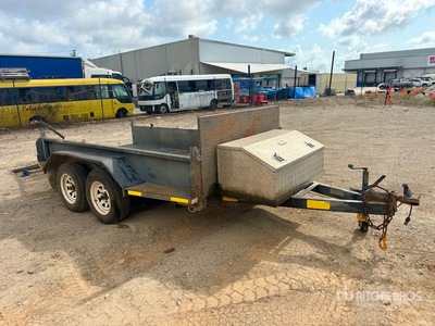 2015 10x5, Ramps, Lockable Tool Box on AFrame, Landing Legs