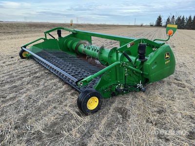 2012 John Deere 615P 15 ft Combine Pickup Header