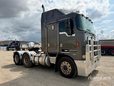 1999 Kenworth K104 6x4 Ciągnik siodłowy T/A z kabiną sypialną
