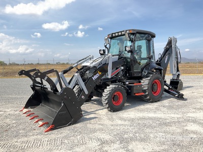2025 HEXL 420X 4x4 Retroexcavadora (Sin Usar) / Backhoe Loader (Unused)