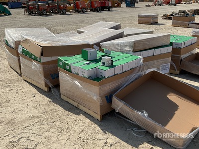 Quantity of Schneider Electric GS2GU3N Fusible Disconnect Switch (Unused)