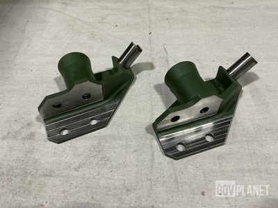 (2) 12591238 Jack Strut & Bracket Assemblies