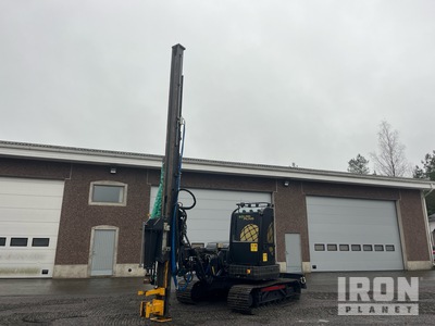 2016 Scandinavian PileDriving On 2006 Volvo ECR88 Remote Controlled Pose poteaux sur chenilles