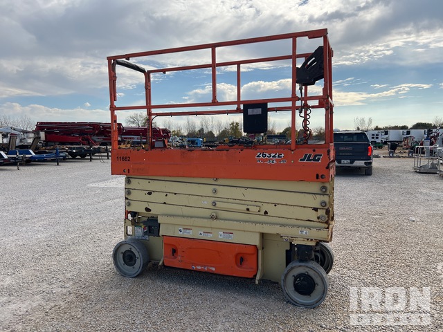 ELEVADOR TIJERA 2015 JLG 2632ES