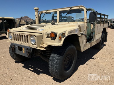 2009 AM General M1152 HMMWV 2 Door w/Truck Body