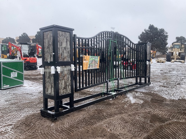 Suihe 20' Farm Iron Driveway Gate - Unused Suihe 20' Farm Iron Driveway Gate - Unused