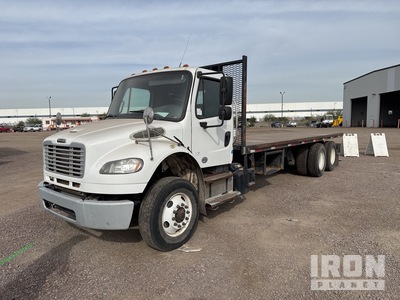 2015 Freightliner M2106 6x4 6x4 Flatbed Truck
