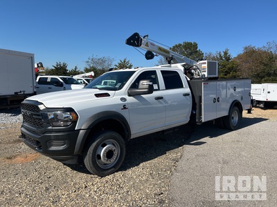 2024 Dodge Ram 5500 Tradesman 4x4 Crew Cab Camion de servicios (Unused)