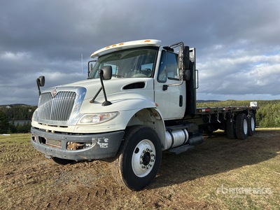 2016 International 4400 6x4 Flatbed Truck