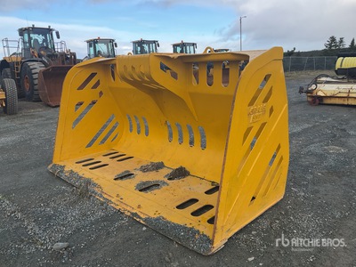 Craig 120 in Q/C Snow Wheel Loader Bucket