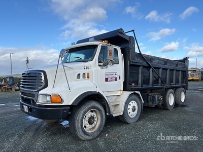 1999 Sterling LT9513 8x4 Twin-Steer Camion à benne tandem