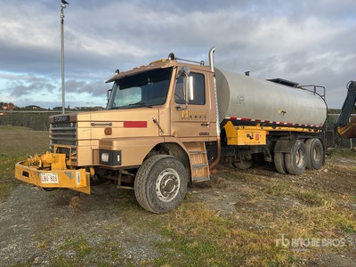 Etnyre BT-HL 4412 gal on 1987 Scania 6x4 Asphalt Distributor Truck