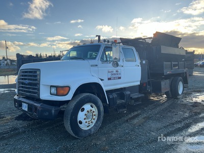 1995 Ford F-800 4x2 Crew Cab Hot Patch Truck