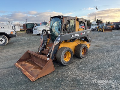 John Deere 326E Two-Speed Ładowarka o sterowaniu burtowym