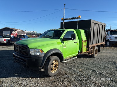 2012 Dodge Ram 4500 4x2 Autocarro ribaltabile (Inoperable)