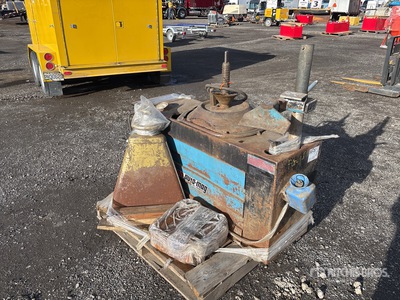 Vulcan III Tire Changer