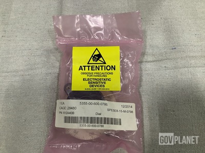 (4) Hewlett Packard 612A40B Control Dials