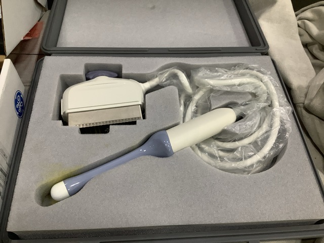 (2) Ultrasound Transducers (2) Ultrasound Transducers