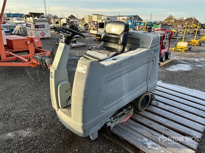 Advance HR2800 Ride-On Electric Vloer Schrobber