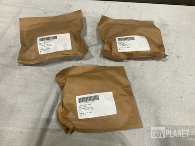 (3) Robertson Fuel Systems HM025-029-BSC Flange to Tube Tees