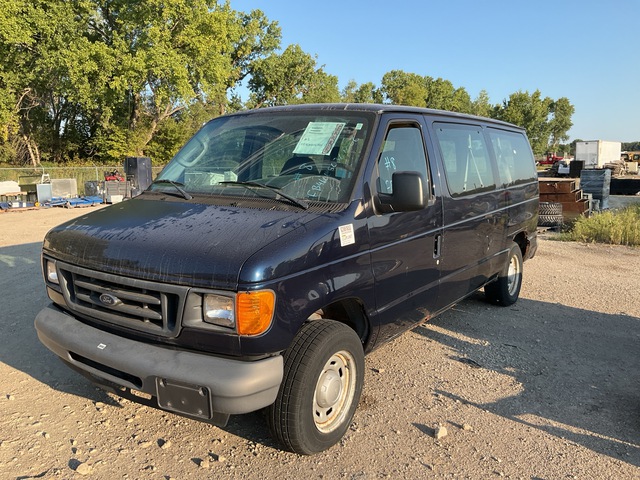 2006 Ford E-150 XL Passenger Van