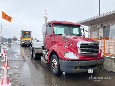 2016 Freightliner Columbia 120 T/A Day Cab Truck Tractor (Glider Kit)