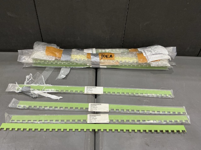 (29) Lynn Electronics 9-63228-2004 Butt Hinge Leafs