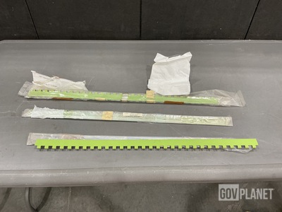 (4) Boeing 9-61122-2010 Hinge Halves