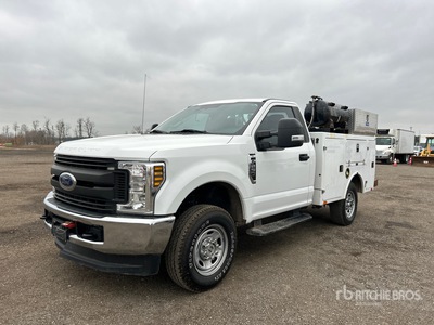 2018 Ford F-250 XL 4x4 Camion de service