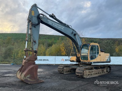 2001 Volvo EC210LC Tracked Excavator