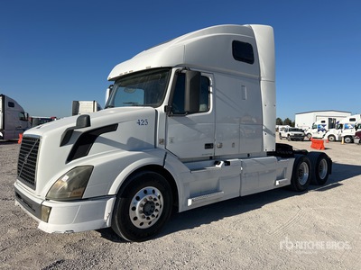 2012 Volvo VNL 6x4 Cabina con cuccetta per trattore stradale