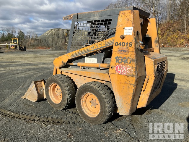 MINI CARGADOR SOBRE RUEDAS 1998 CASE 1840