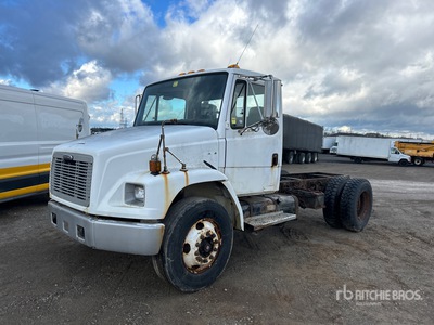 2003 Freightliner FL 70 4x2 Cab and Chassis