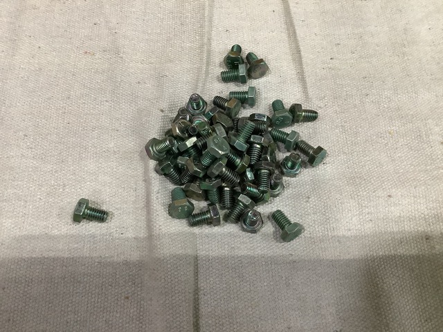 (50) Grade 8.8 Hex Head Bolts
