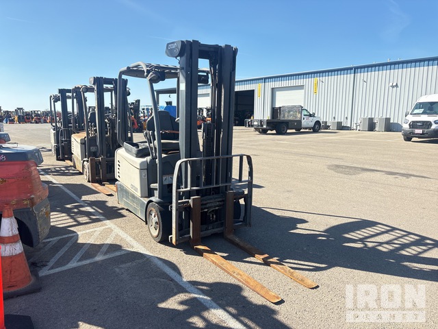 MONTACARGAS ELéCTRICO 2015 CROWN SC524X40TT