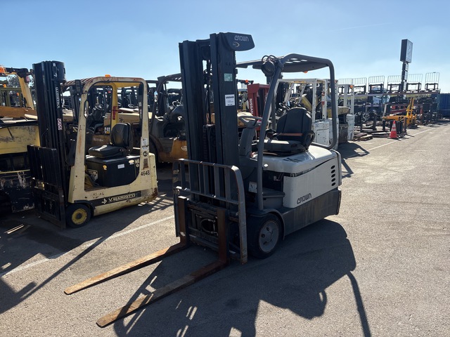 2015 Crown SC 524X-40TT 2000 lb Electric Forklift