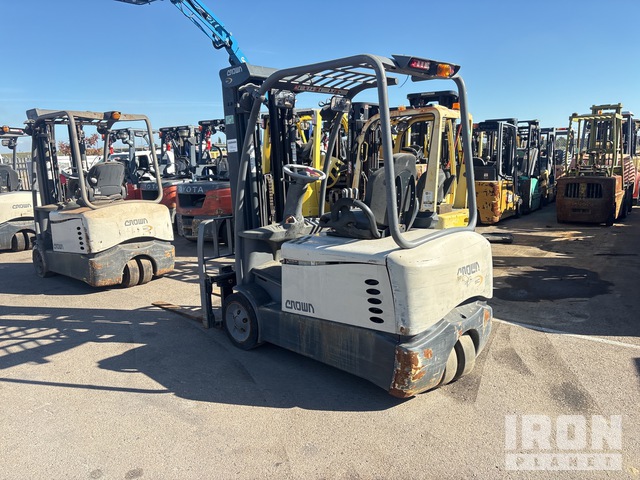 MONTACARGAS ELéCTRICO 2015 CROWN SC524X40TT