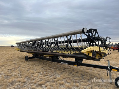 2007 Honey Bee 4255 42 ft Draper Combine Header