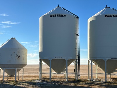 2018 Westeel 1616 Magnum F +/- 114 t Smooth Wall Hopper Grain Bin
