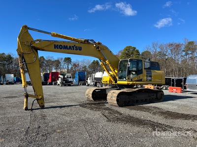 2018 Komatsu PC490 Tracked Excavator
