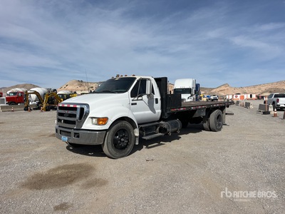 2004 Ford F-650 4x2 Platte vrachtwagen