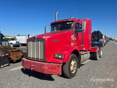 2013 Kenworth T800 6x4 T/A Sleeper Truck Tractor (Inoperable)