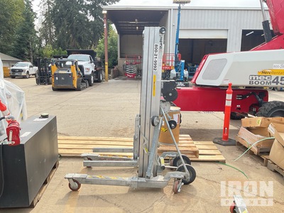 Sumner 2615 Material Hoist (Inoperable)