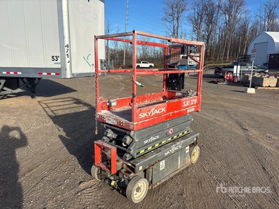 2016 Skyjack SJ3219 Electric Scissor Lift