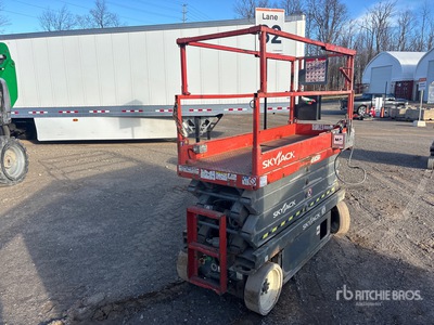 2016 Skyjack SJIII3226 Electric Scissor Lift